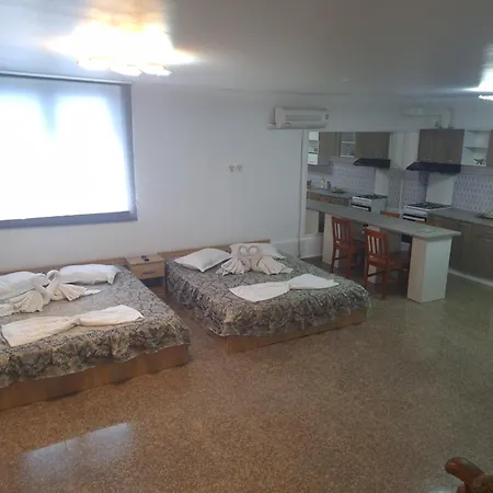 Casa Inflorita Garsoniere Parter * Eforie Nord