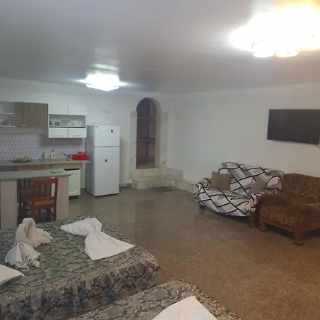 Casa Inflorita Garsoniere Parter Konukevi Eforie Nord